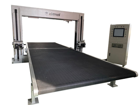 آلة قطع إسفنج CNC أوتوماتيكية بشفرتين متذبذبتين مع تحمل ±0.5 مم لكتل بحجم 3000x2300x1300 مم